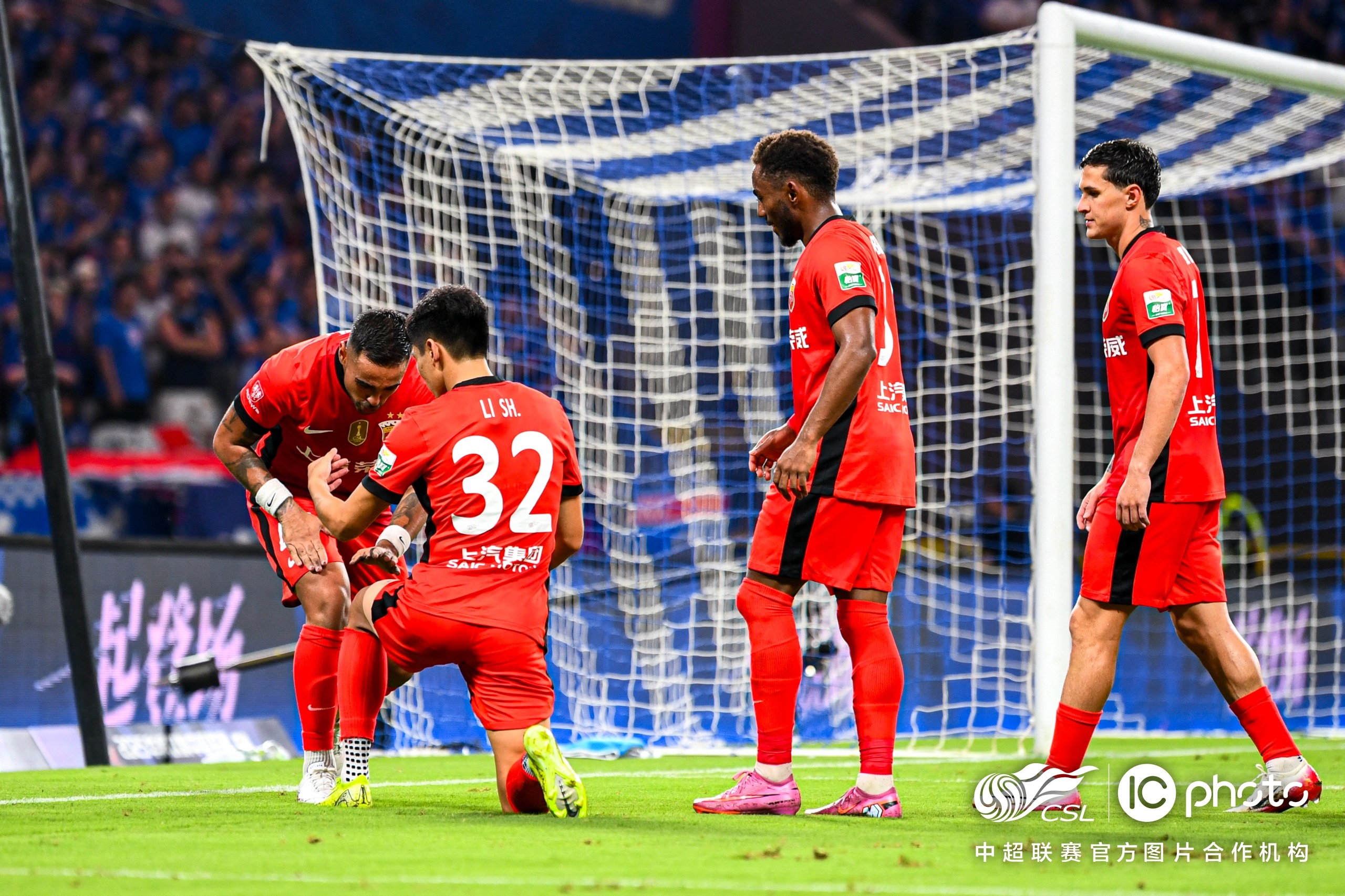 九游体育-上海久事调整名单拜仁慕尼黑集结日刷新队史纪录之后，曼城手感冰凉备战意大利杯